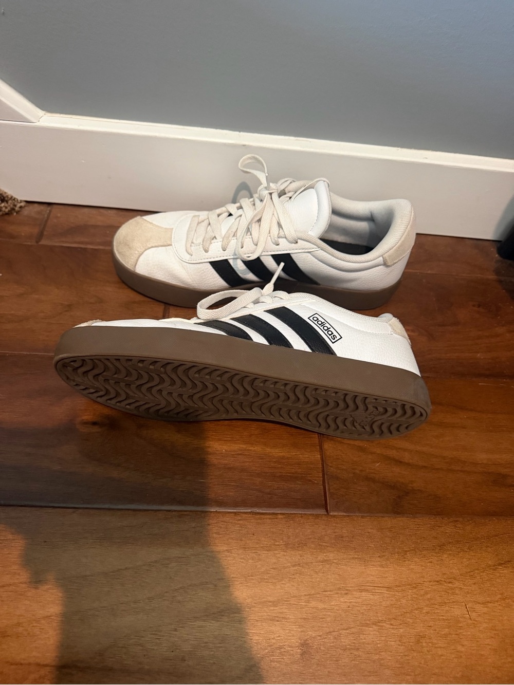 Adidas Sneakers - Picture 1 of 3